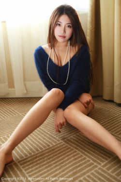 许诺Sabrina《韩国首尔旅拍》2套美腿装+牛仔裤诱惑 [秀人网XiuRen] No.456