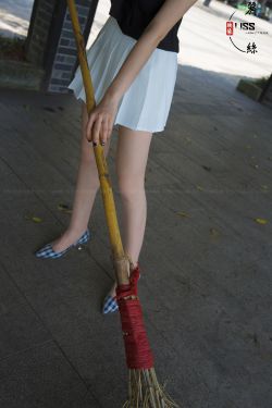 GIRLISS丽丝映像甄选 – 露天尤物