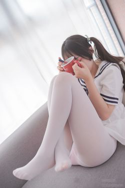 [轻兰映画] SPL.006  猫君君MaoJun 白裙白丝美足