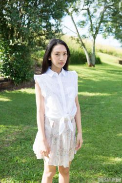 辻本杏《Saturation》 [Graphis] Gals