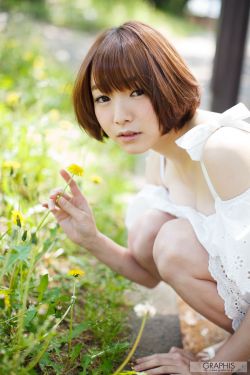 涼川絢音/凉川绚音 [Graphis] First Gravure 初脱ぎ娘