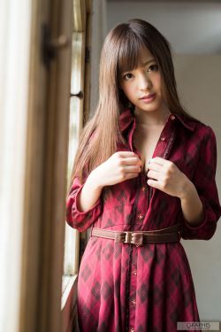 桃乃木かな『Dazzling fruit』 [Graphis] Gals