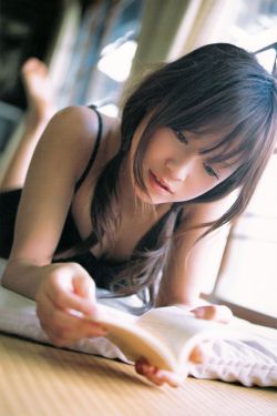 亀井絵里 《ERI》 [Photo Book]