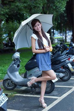 Winnie小雪/庄咏惠《春节校园外拍》 Winnie小雪/庄咏惠《春节校园外拍》