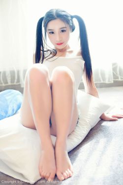 绮梦Cherish《齐逼牛仔裤+翘臀+床单诱惑》 [秀人XiuRen] NO.883