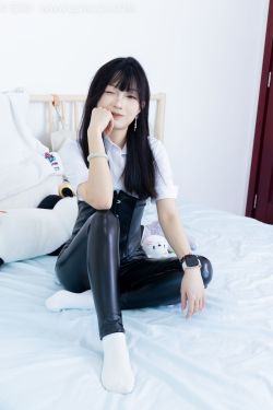 物恋传媒 No.2289 嘟嘟 – 长靴、高跟凉鞋、白棉袜、裸足 物恋传媒 No.2289 嘟嘟 – 长靴、高跟凉鞋、白棉袜、裸足