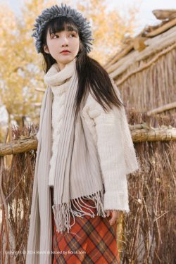 之应《秋画之应-沙漠旅拍》 [Kimoe激萌文化] KIM013