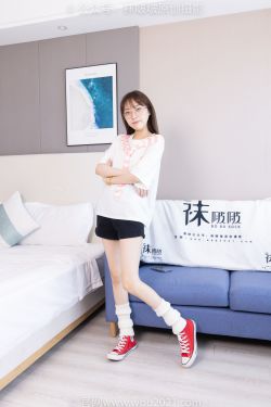 BoBoSocks袜啵啵 No.527 稚予 – 帆布鞋、堆堆袜套、白棉袜 BoBoSocks袜啵啵 No.527 稚予 – 帆布鞋、堆堆袜套、白棉袜