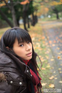 春菜はな《Fourth Dimension》 [Graphis] Gals