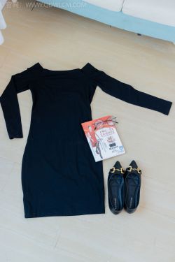 物恋传媒 No.2294 小新 – 平底鞋、厚黑丝、裸足 物恋传媒 No.2294 小新 – 平底鞋、厚黑丝、裸足