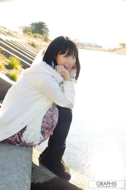 由爱可奈《Identity》 [Graphis] Gals