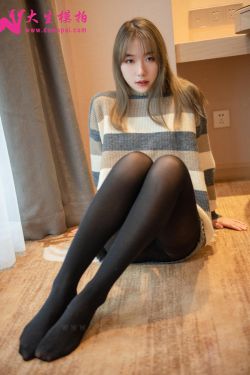 [大生模拍] No.167 小鹿 暖暖的厚黑丝