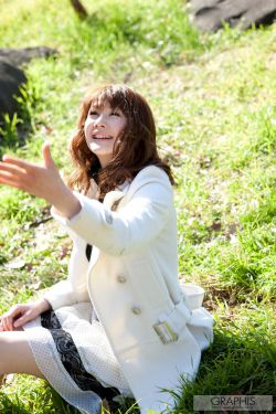 Erika Kirihara 桐原エリカ [Graphis] First Gravure 初脱ぎ娘