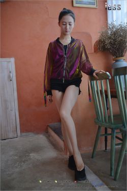 丝足便当155 小莫《momo的运动鞋 》[IESS异思趣向]