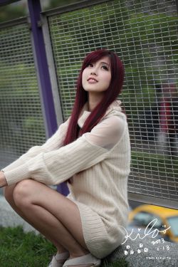 Kila晶晶/廖挺伶《针织衫套裙街拍》 Kila晶晶/廖挺伶《针织衫套裙街拍》