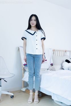 物恋传媒 No.2280 小影 – 高跟凉鞋、短肉丝 物恋传媒 No.2280 小影 – 高跟凉鞋、短肉丝