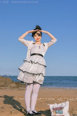 物恋传媒 No.1828 挽挽 -海上月 物恋传媒 No.1828 挽挽 -海上月