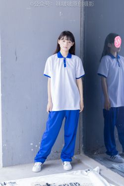 BoBoSocks袜啵啵 No.393 糯米 -板鞋、白棉袜、裸足、校服 BoBoSocks袜啵啵 No.393 糯米 -板鞋、白棉袜、裸足、校服