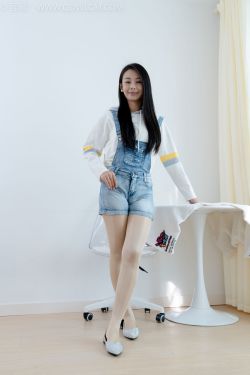 物恋传媒 No.2173 兰兰 -初秋的街头 物恋传媒 No.2173 兰兰 -初秋的街头