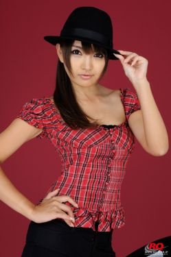 [RQ-STAR] NO.00069 山內智恵 Private Dress 紧身牛仔初美女写真集