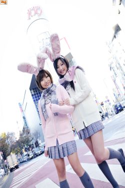 村上友梨&夏垣佳奈《Mimi Girls》 [Bomb.TV] 2011年02月号