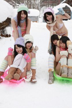 今野杏南&入矢麻衣&朝仓由舞&秋月三佳&椎名もも&他6人《at 雪山-雪合战》 [WPB-net]