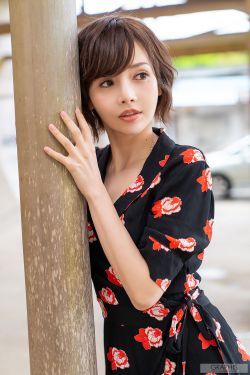 [Graphis Gals] NO.469 Riona Hirose 広瀬りおな Traverse de craie