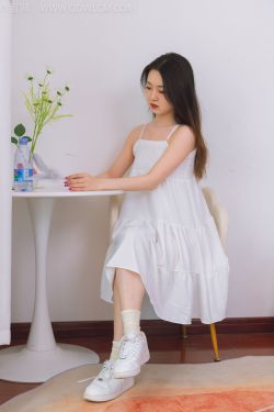 物恋传媒 No.1492 文文-白日云朵 物恋传媒 No.1492 文文-白日云朵