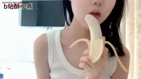 【本视频免费观看体验】酥小熹_舔香蕉_ 【本视频免费观看体验】酥小熹_舔香蕉_