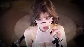 张爱玲_社長請好好享受