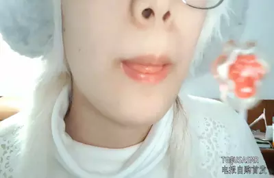 Lia的晚安小屋_小狗脚印棒棒糖~1