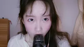 YiDan的窝窝 舔舐麦克风