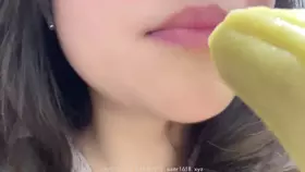 软趣味zzz_吞食一整根香蕉