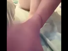 9叉腿给你吃脚脚.mp4