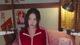 Yoonying_超特写湿润舔耳和自由对话_无水印