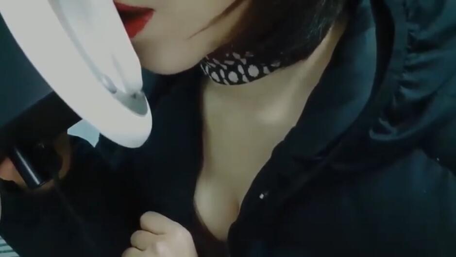 只有口腔音ASMR–让你受不了的高速舔耳 只有口腔音ASMR–让你受不了的高速舔耳