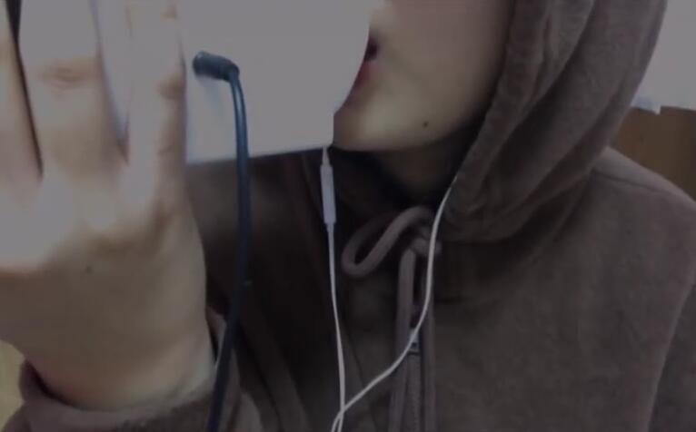 只有口腔音ASMR-舔耳轻咬耳朵 只有口腔音ASMR-舔耳轻咬耳朵