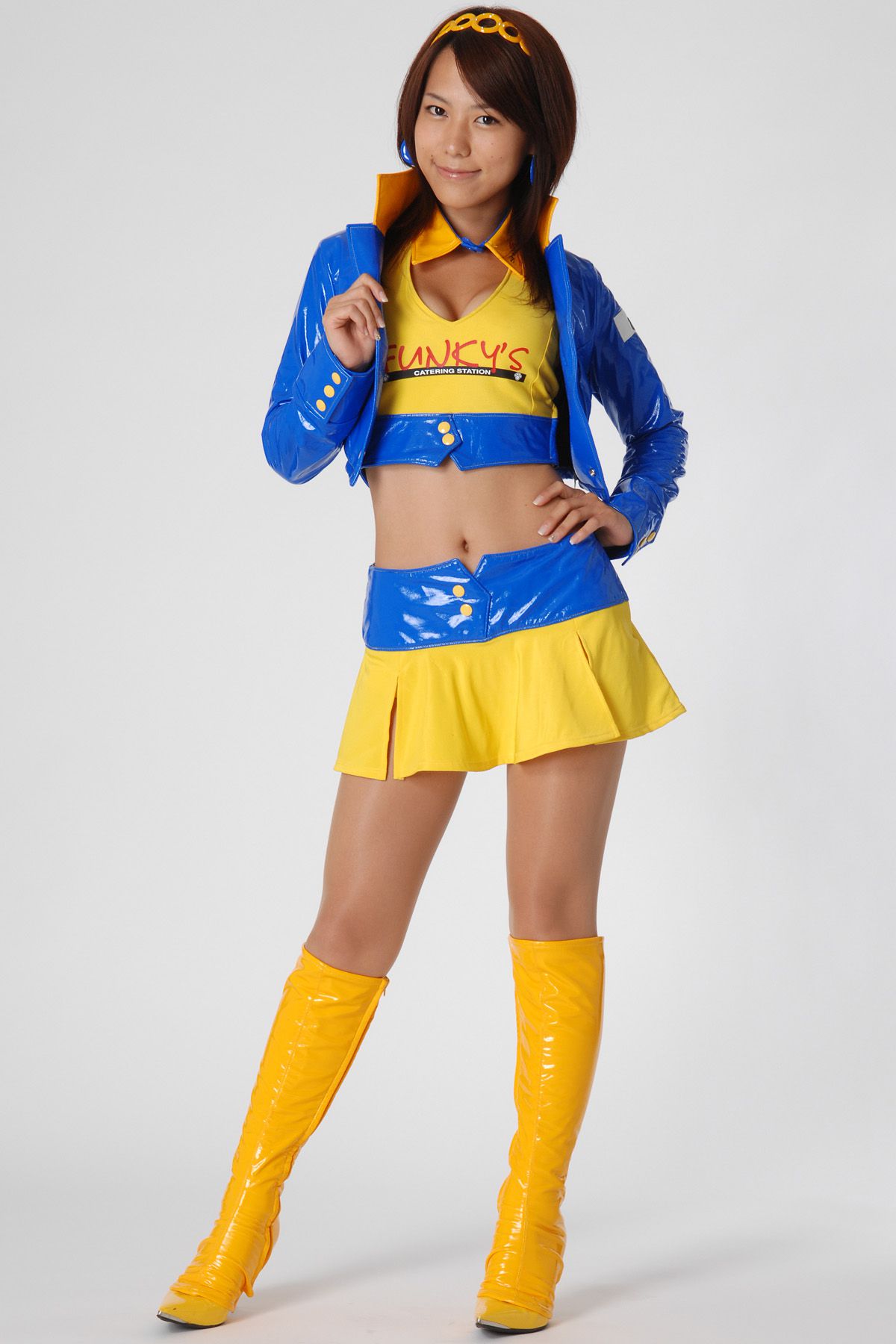 [BWH] HRQ0079 柏木美里《赛车女郎+泳装高叉》_第1张