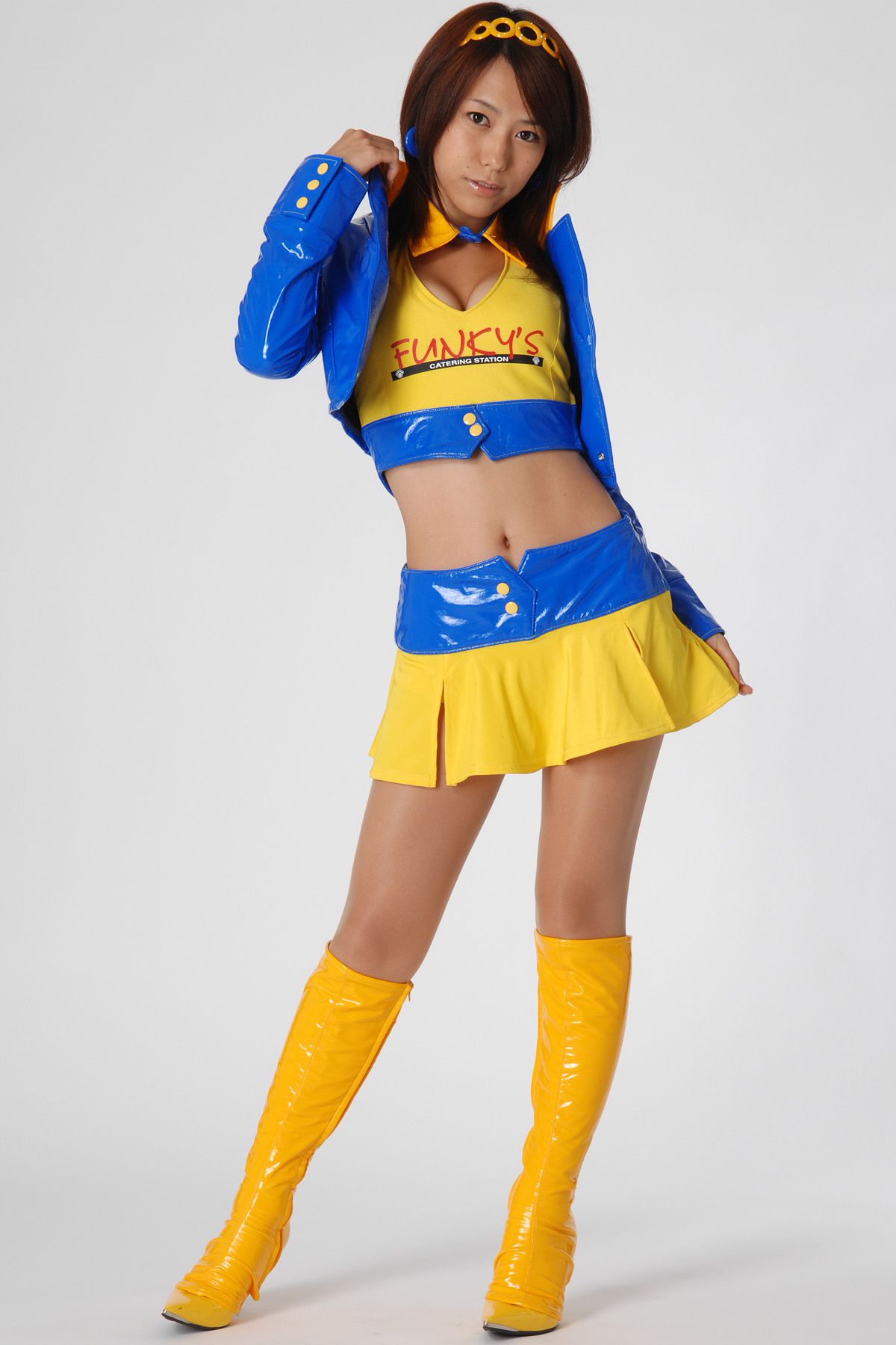 [BWH] HRQ0079 柏木美里《赛车女郎+泳装高叉》_第2张