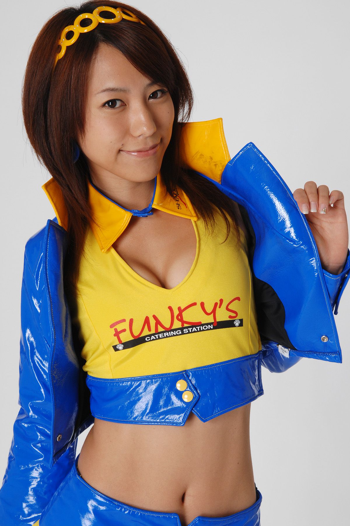 [BWH] HRQ0079 柏木美里《赛车女郎+泳装高叉》_第5张