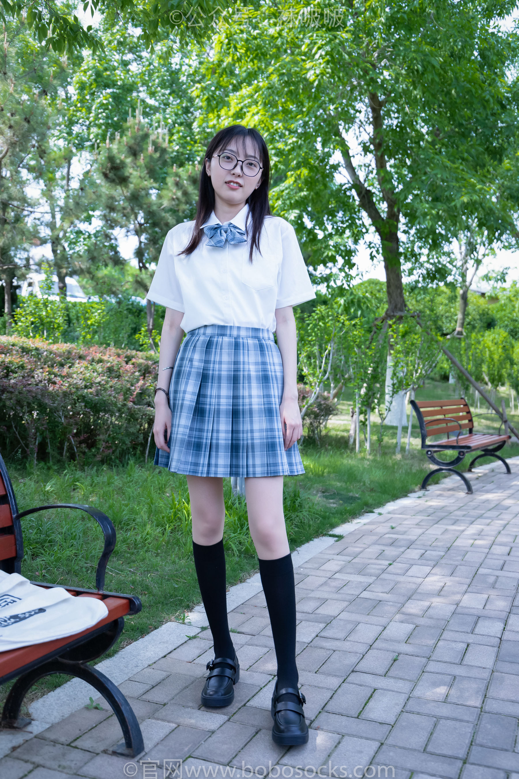 BoBoSocks袜啵啵 No.007 稚予-JK制服、皮鞋、黑色中筒棉袜、肉丝_第4张