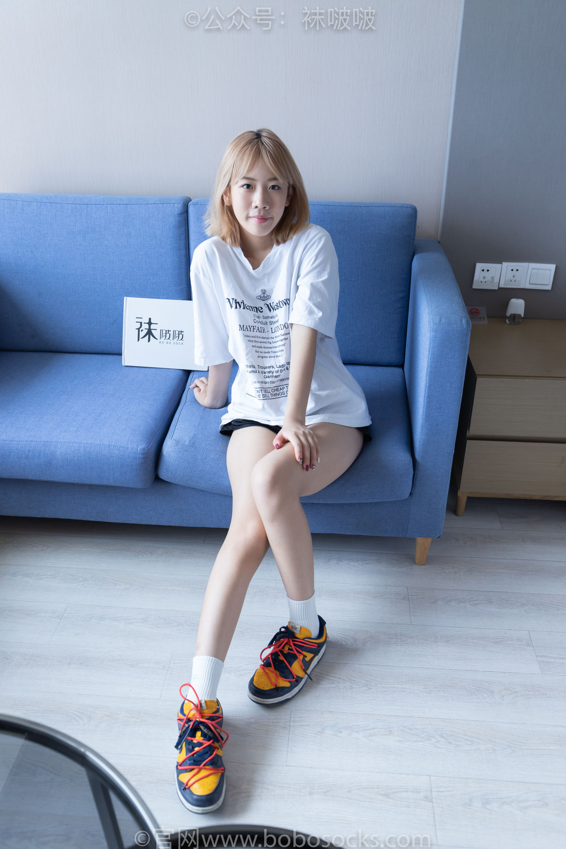BoBoSocks袜啵啵 No.009 果冻-耐克板鞋、白棉袜、裸足_第5张