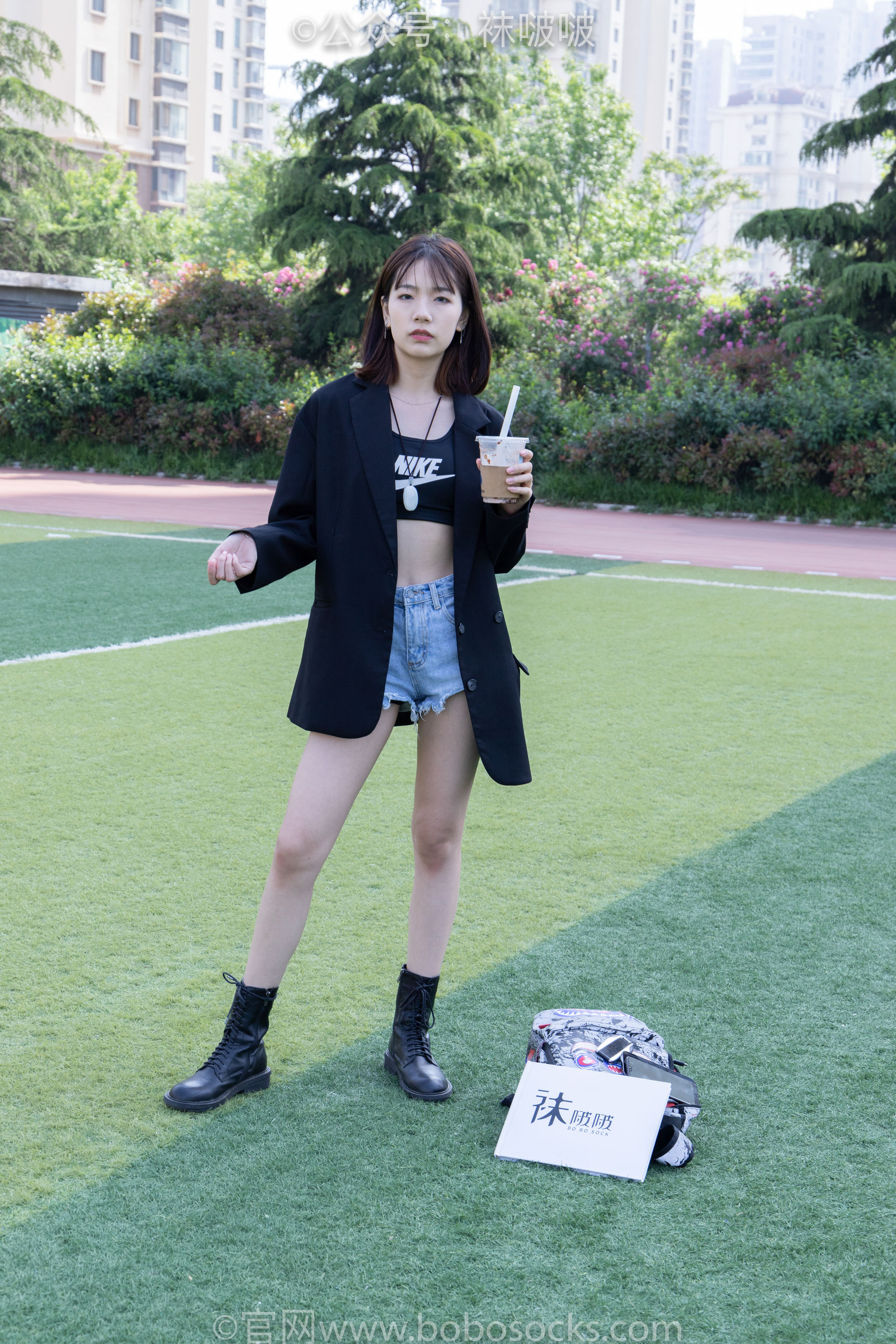 BoBoSocks袜啵啵 No.010 小甜豆-马丁靴、白色短棉袜、裸足_第3张