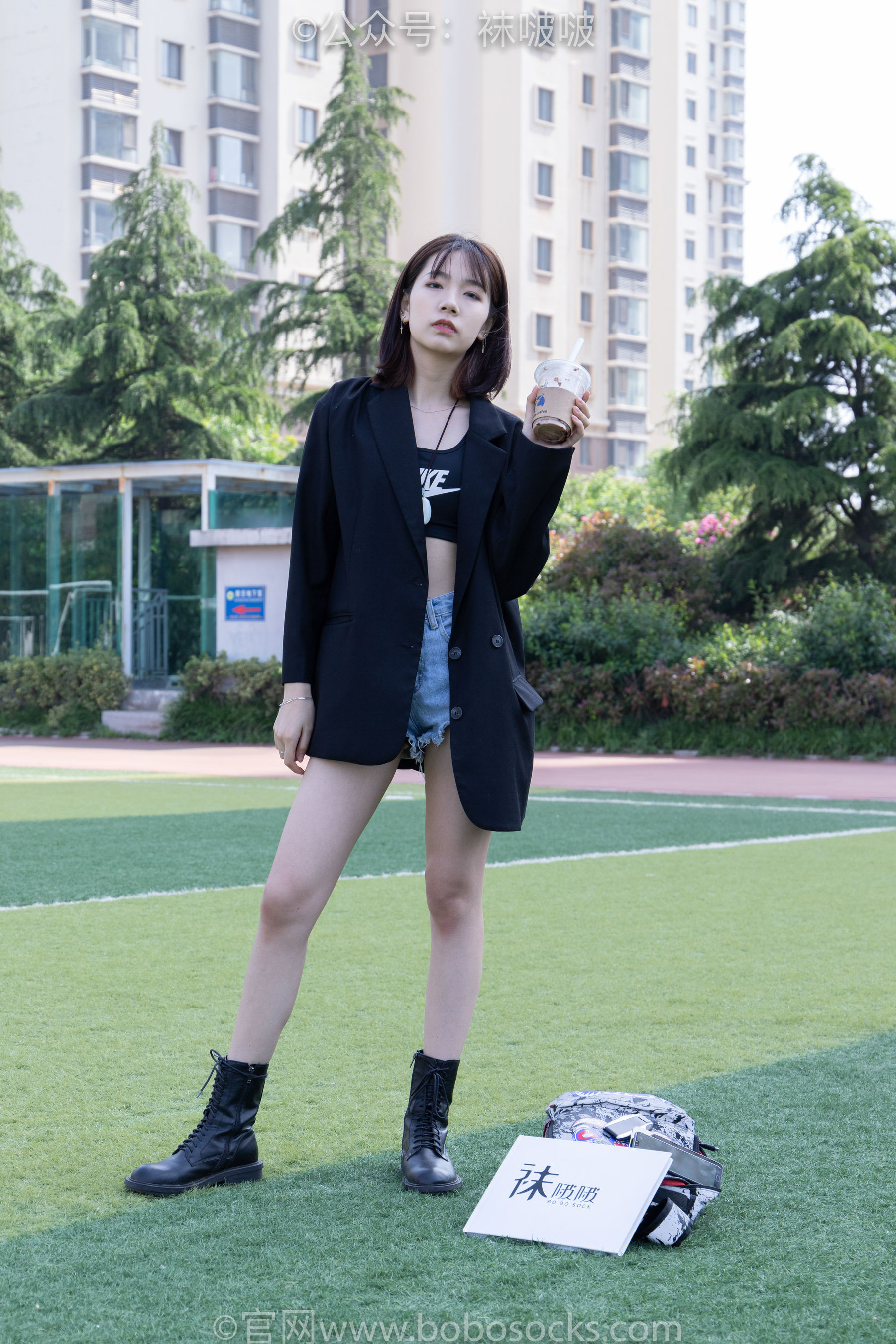 BoBoSocks袜啵啵 No.010 小甜豆-马丁靴、白色短棉袜、裸足_第5张