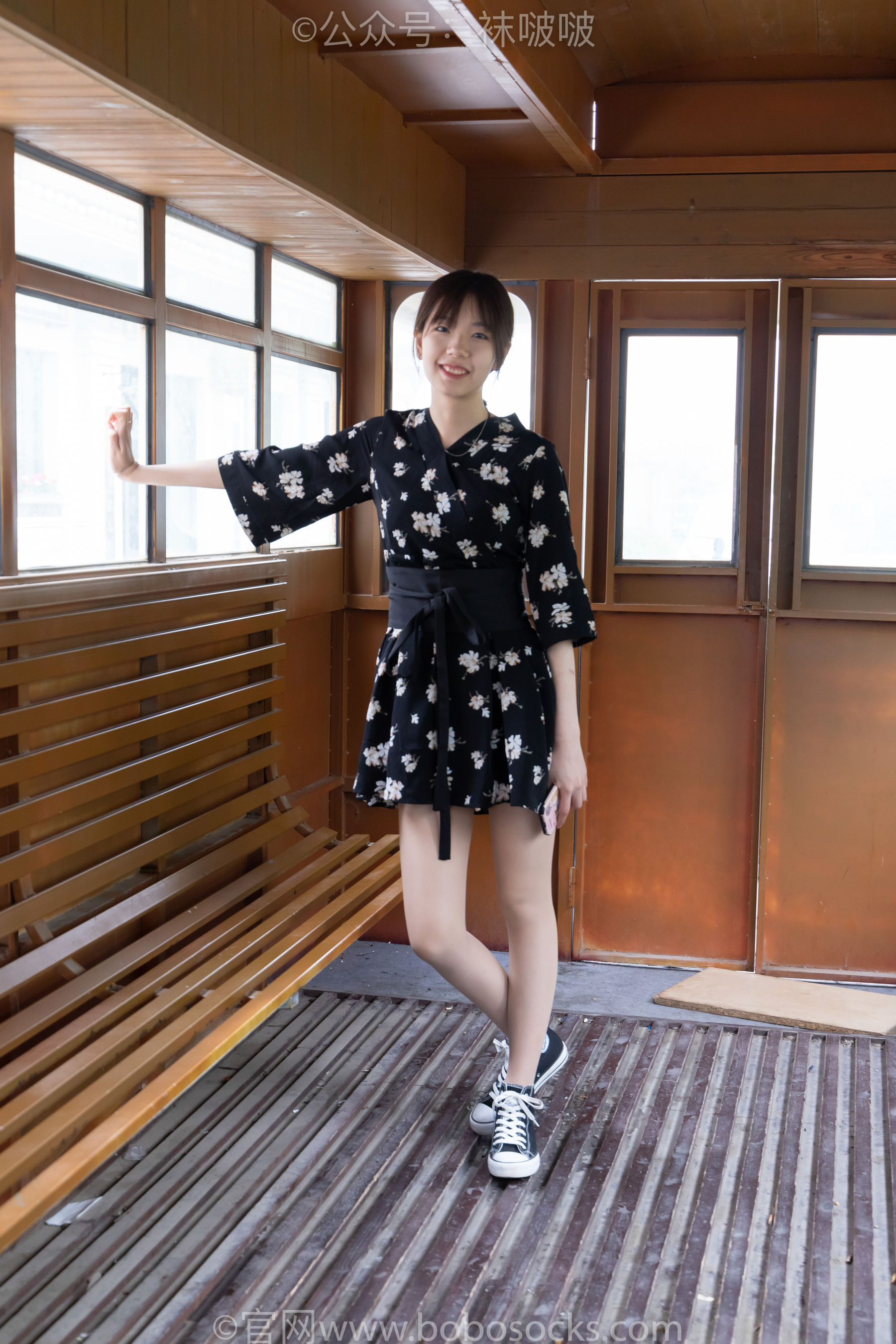 BoBoSocks袜啵啵 No.013 小甜豆-匡威帆布鞋、浅灰色短棉袜、肉丝_第4张