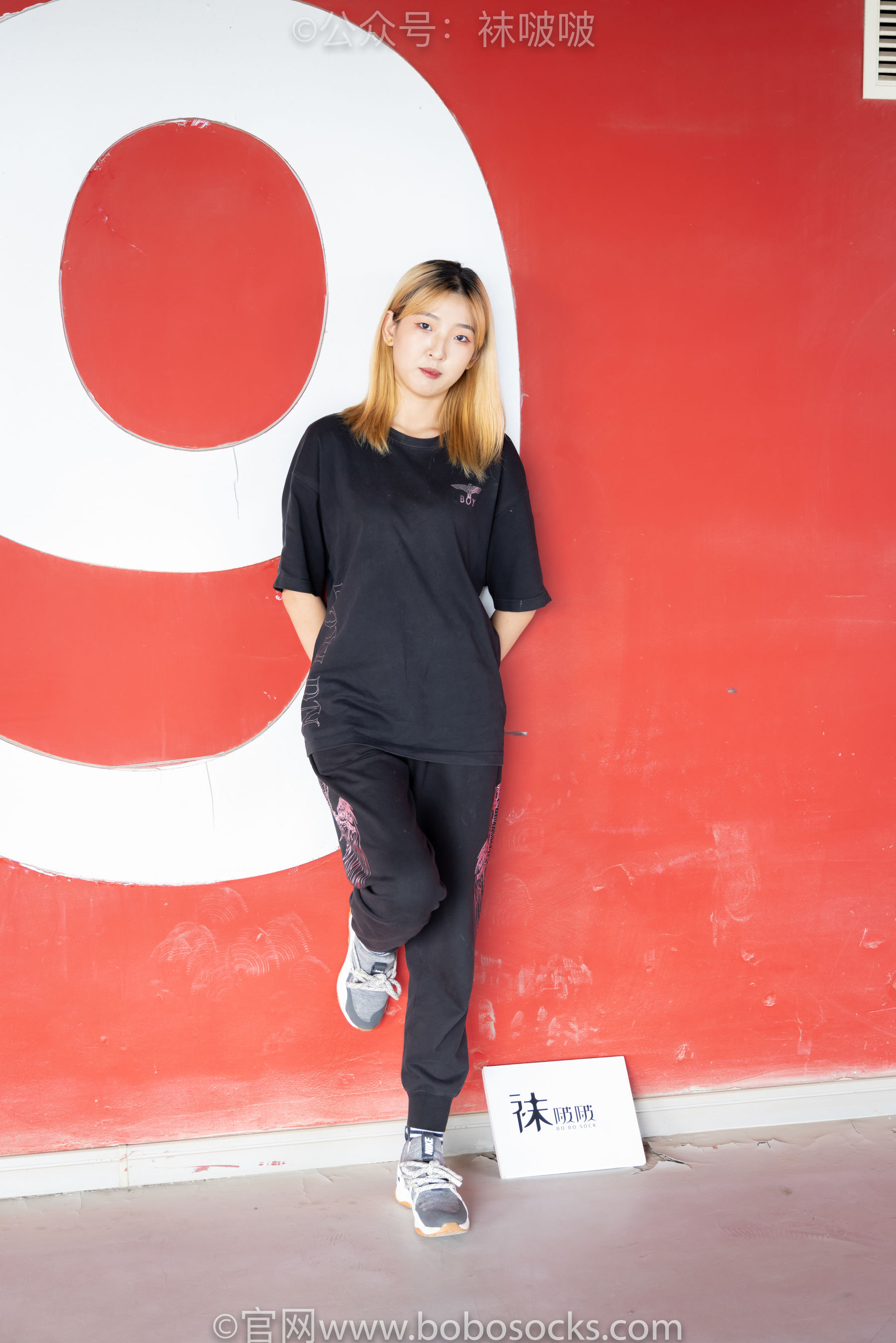 BoBoSocks袜啵啵 No.018 木木-运动鞋、白棉袜、裸足_第5张