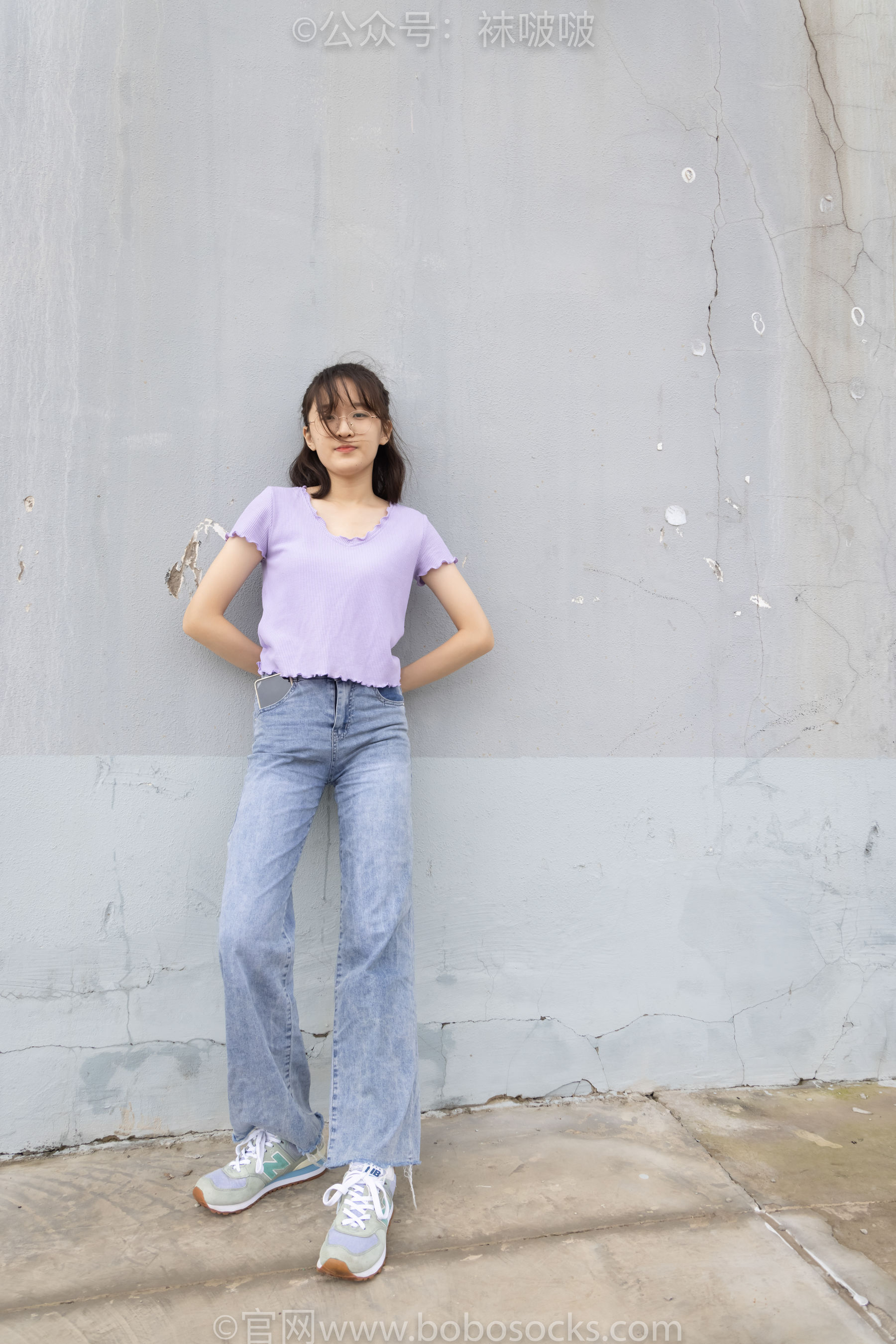 BoBoSocks袜啵啵 No.020 熊熊-NB运动鞋、蓝色短棉袜、裸足_第3张