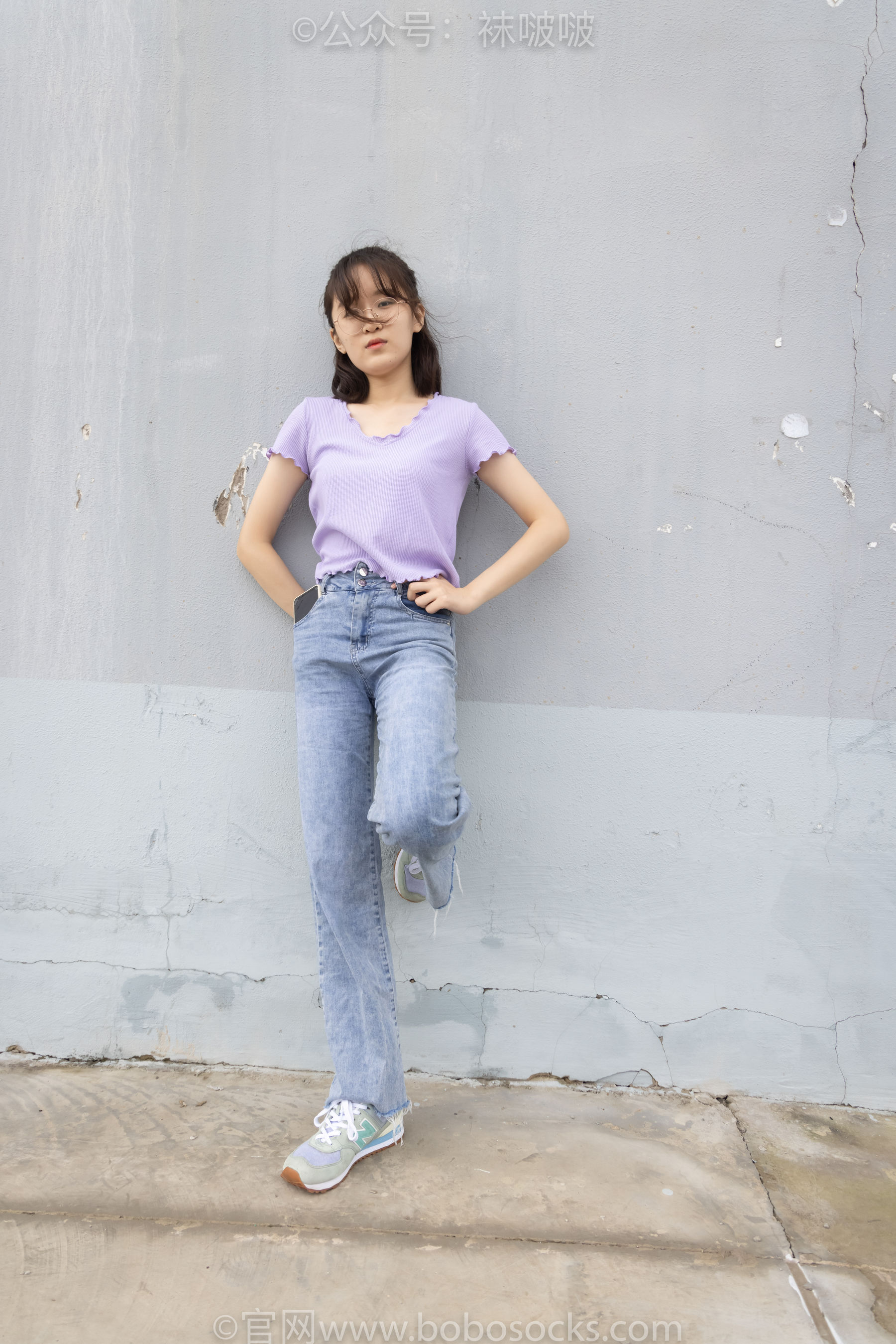 BoBoSocks袜啵啵 No.020 熊熊-NB运动鞋、蓝色短棉袜、裸足_第5张