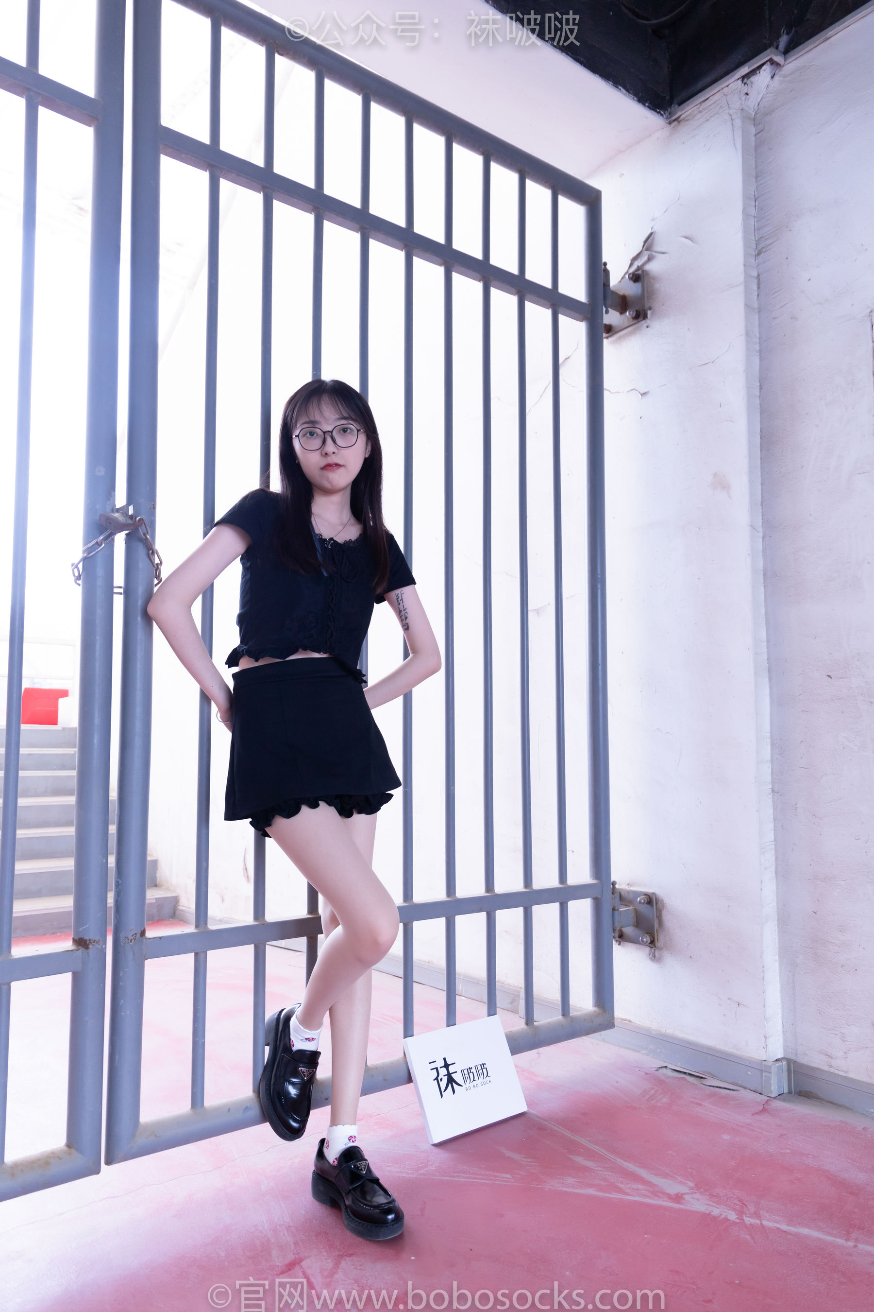 BoBoSocks袜啵啵 No.030 稚予- 皮鞋、短白棉袜、肉丝_第1张