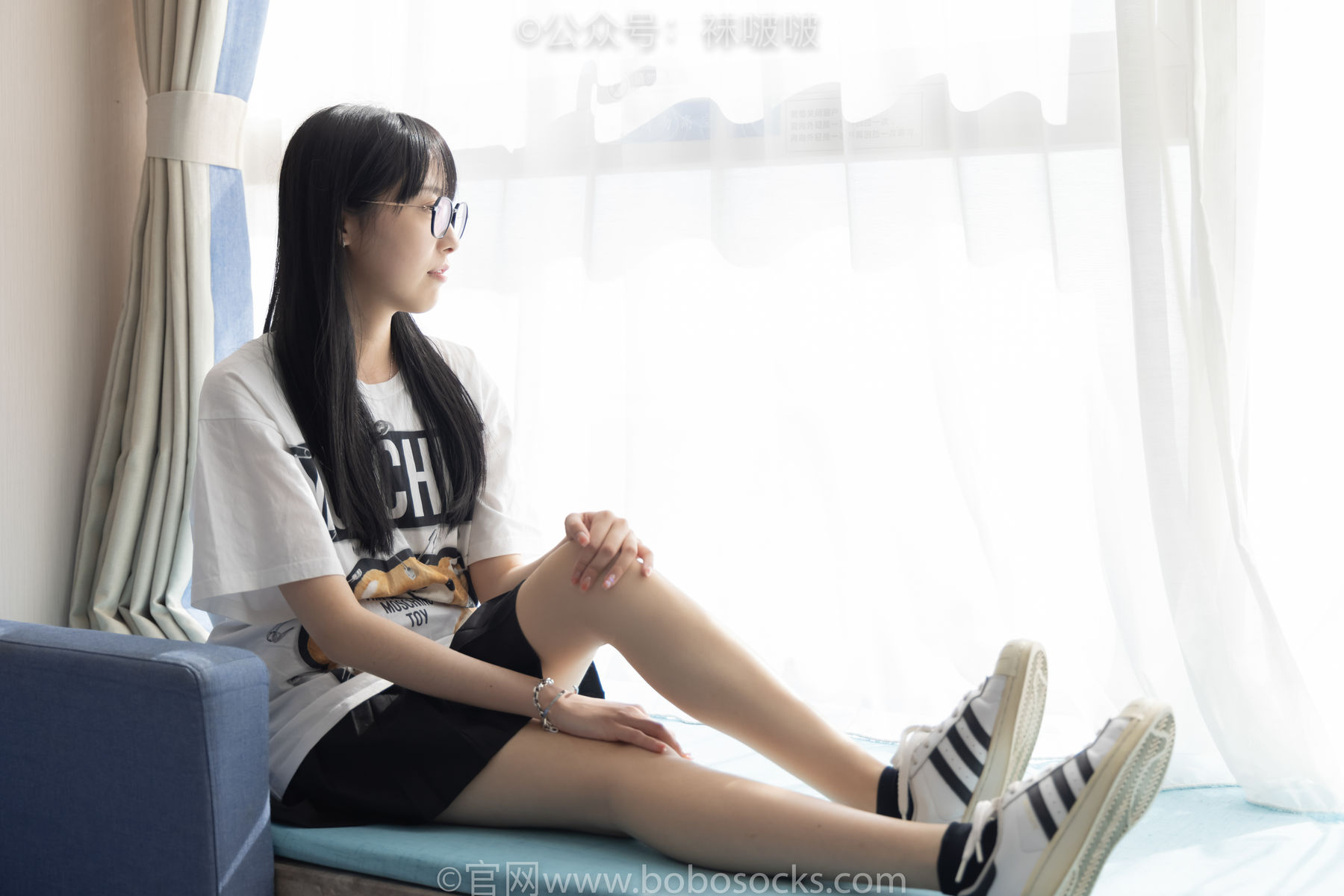 BoBoSocks袜啵啵 No.033 稚予-贝壳头、天鹅绒黑袜、天鹅绒白袜_第2张